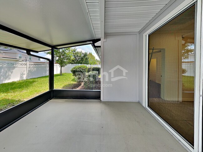 Building Photo - 629 Drysdale Dr