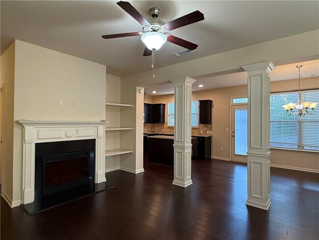 Building Photo - 3619 Brockenhurst Dr