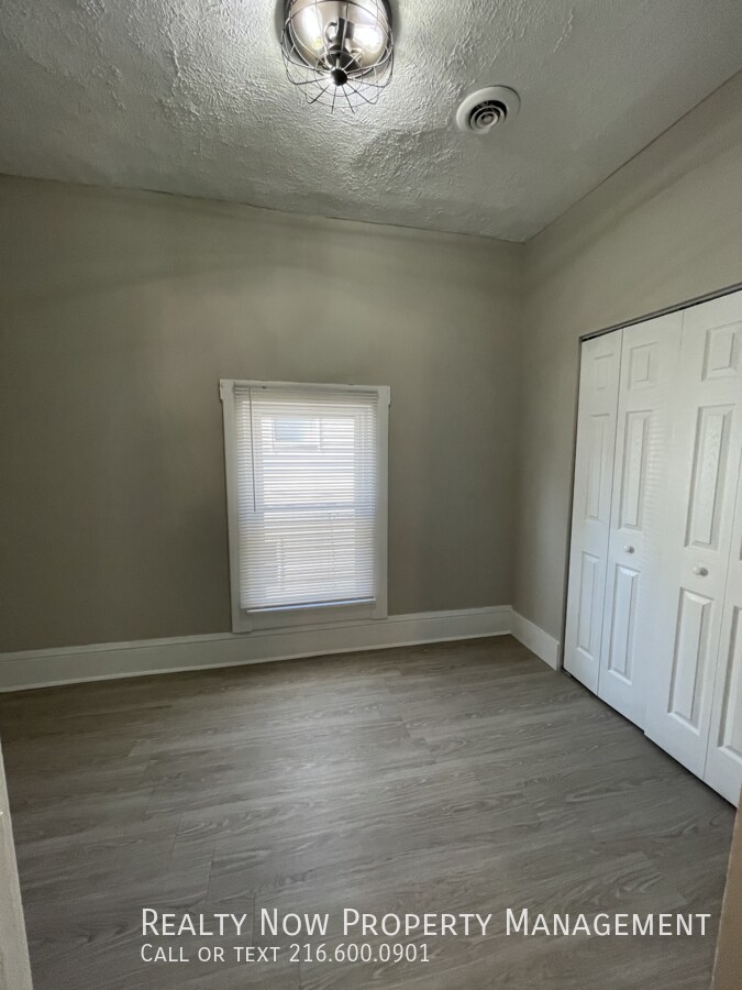 Building Photo - 1409 Auburn Ave