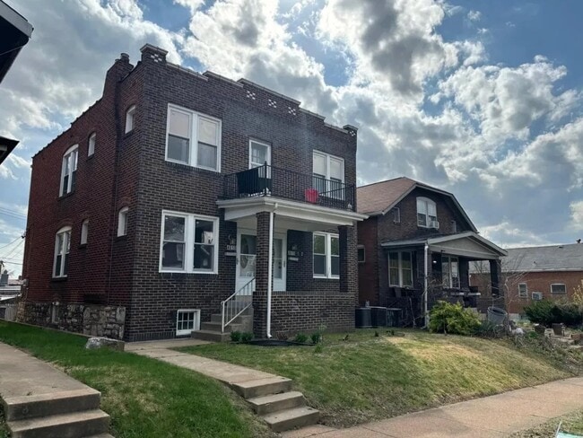 Building Photo - 4610 Wilcox Ave