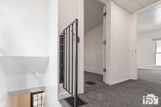 Building Photo - 407 S Michigan Ave