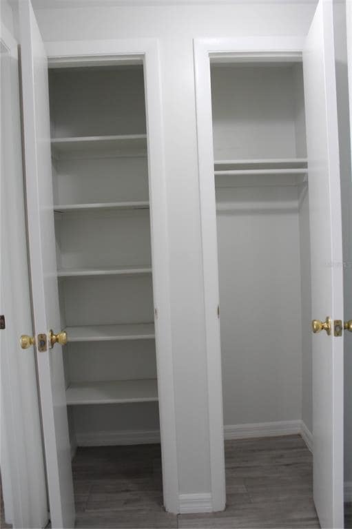 Building Photo - 10115 Wheatley Hills Ct