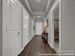 Building Photo - 4047 Legend Meadows