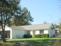 Building Photo - 2750 Gramercy Dr