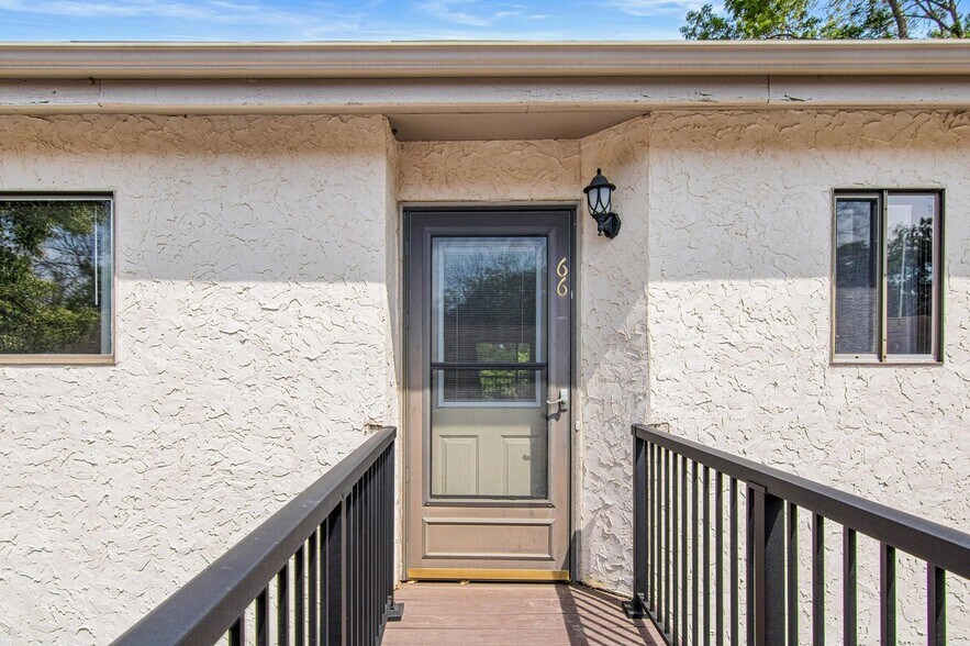 Building Photo - 1566 Millpond Ct