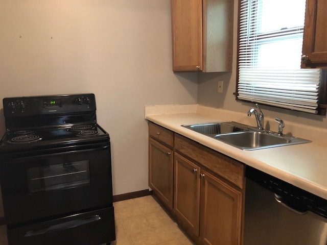 Building Photo - 220 Melrose Ct