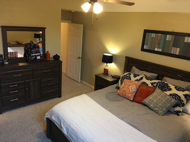 Building Photo - 1622 Cohn St