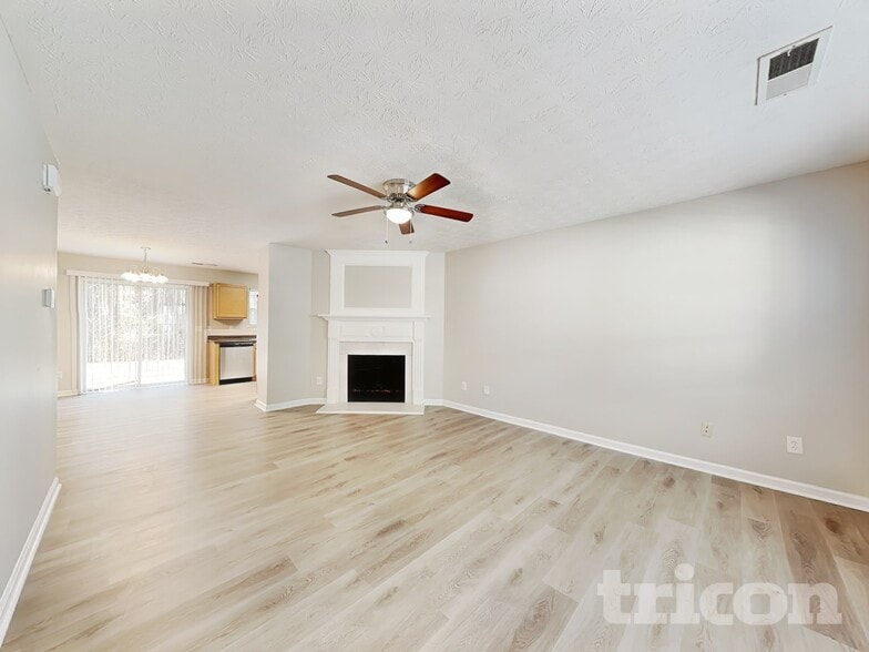 Building Photo - 4681 Raven Wood Loop