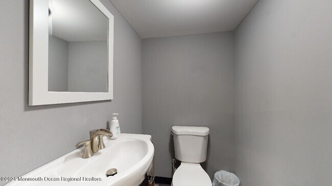 Building Photo - 193 Ludlow St