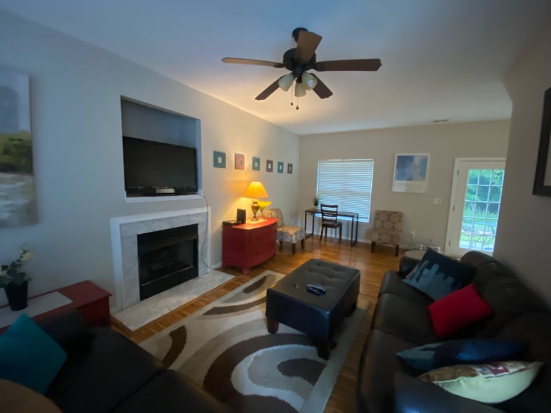 Building Photo - 7434 Frances Irene Dr