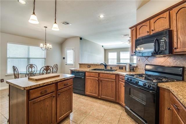 Building Photo - 9613 Zaharias Dr