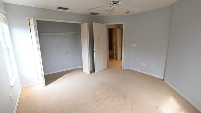 Building Photo - 9363 Strongbark Ln