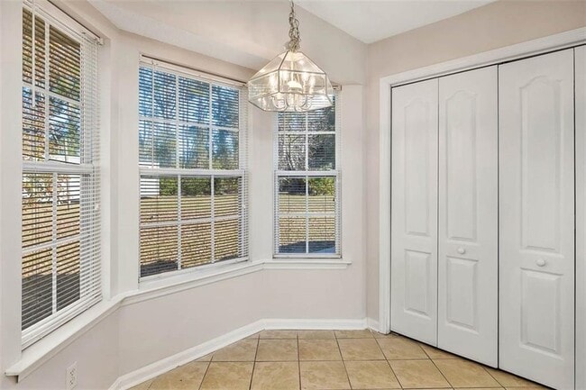 Building Photo - 202 Nell Leone Dr