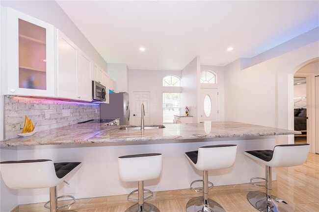 Building Photo - 1649 Lake Villa Dr