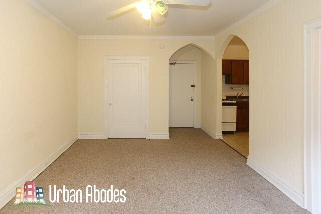 Building Photo - 4823 N Damen Ave