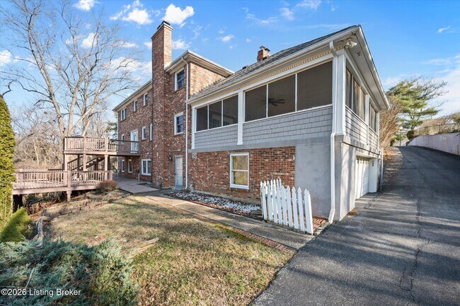 Building Photo - 7008 Foxcroft Pl