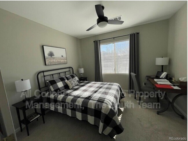 Building Photo - 8309 S Independence Cir