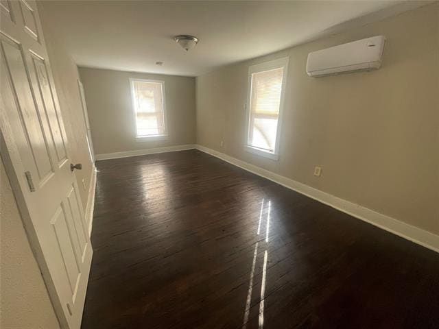 Building Photo - 1009 E Humbolt St