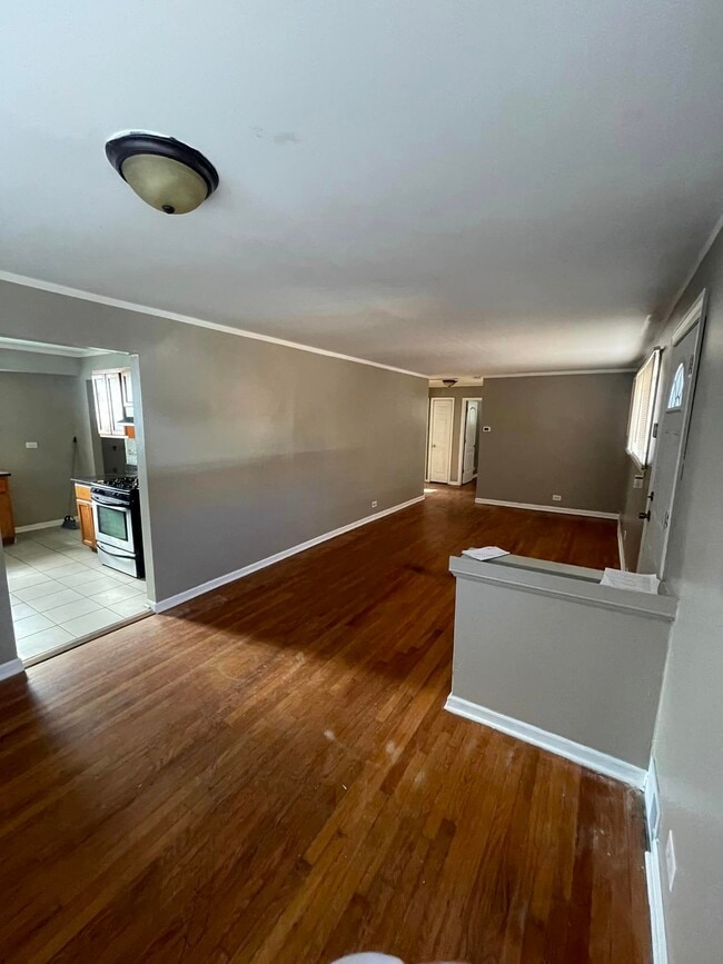 Building Photo - 12904 S Peoria St