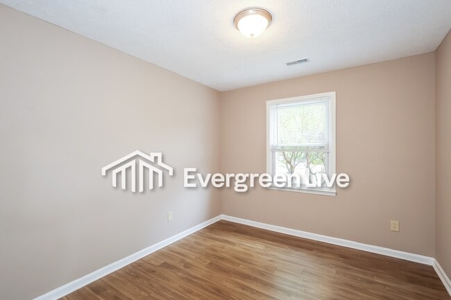 Building Photo - 2974 Jennifer Ct