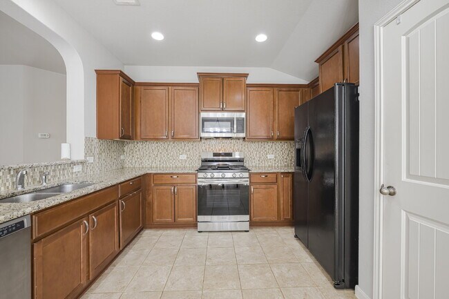 Building Photo - Charming 3-Bedroom with 2 Baths Cottonwood...