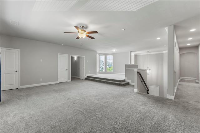 Building Photo - 605 Emerson Dr