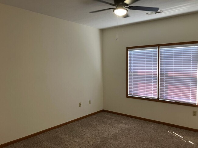 Building Photo - Modern & Spacious 3-Bedroom Ranch Condo – Coming mid-August 2026!