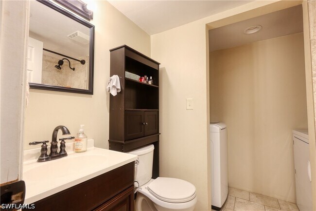 Building Photo - 1724 Park Meadows Dr