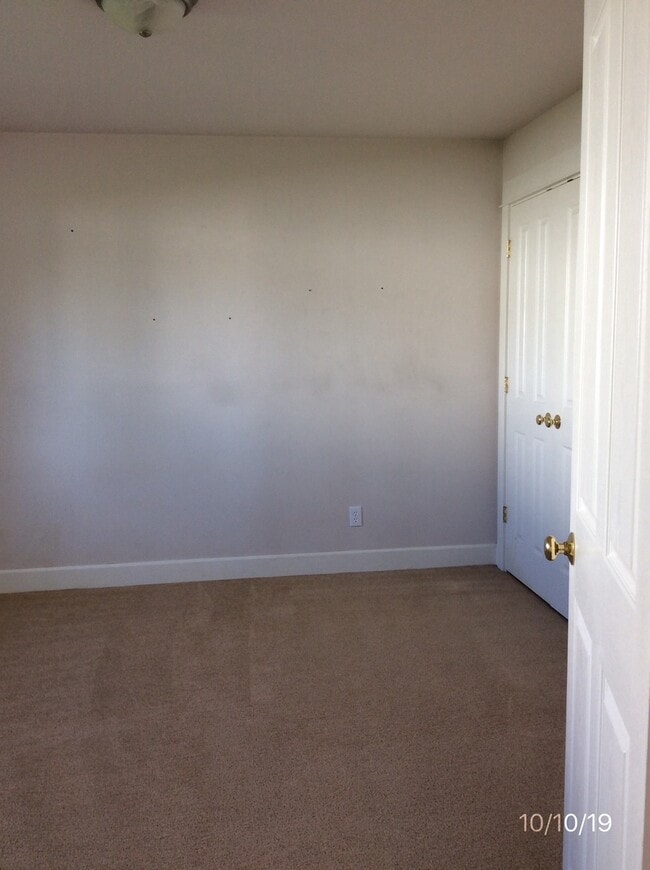 Building Photo - 1511 Burrows Ct