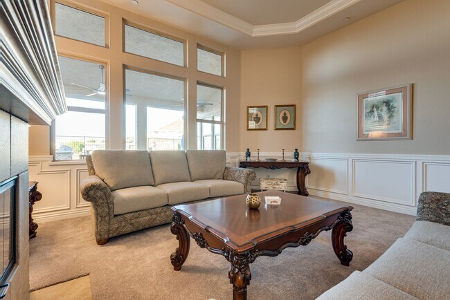 Building Photo - MacDonald Ranch Dream Home with Resort Style Backyard