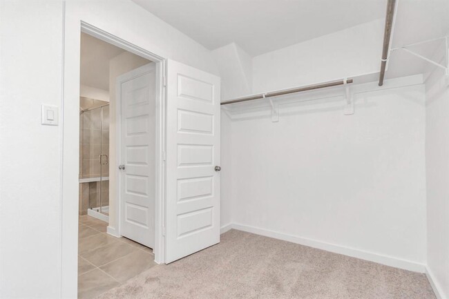 Building Photo - 17407 Bluemink Ln