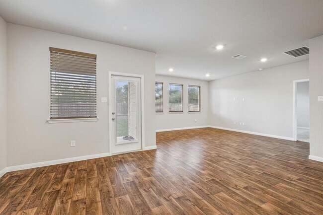 Building Photo - 283 Carolina Buckthorn Dr