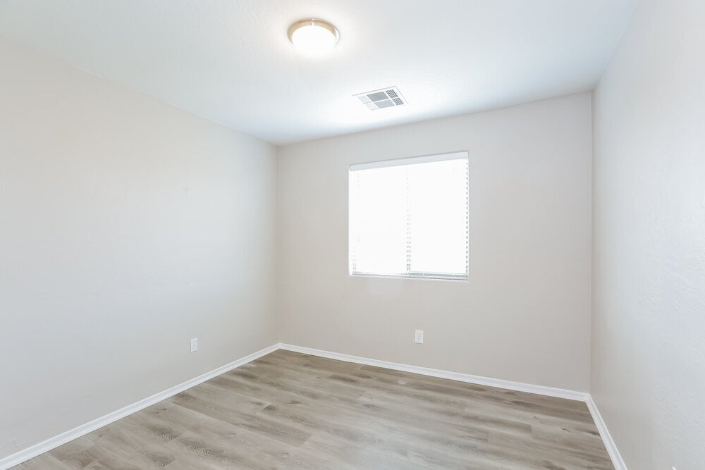 Building Photo - 3020 S 94th Ave