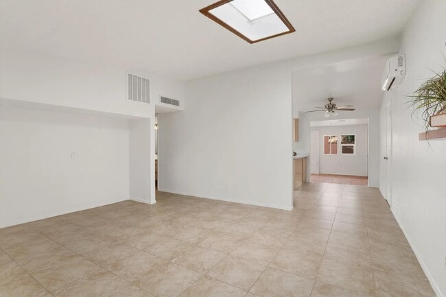 Building Photo - 7398 N Patriot Dr