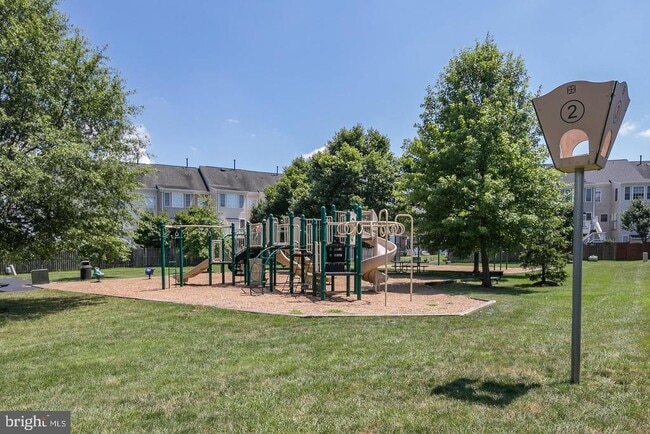 Building Photo - 13740 Piedmont Vista Dr