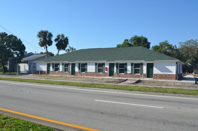 Primary Photo - McSwain Commons