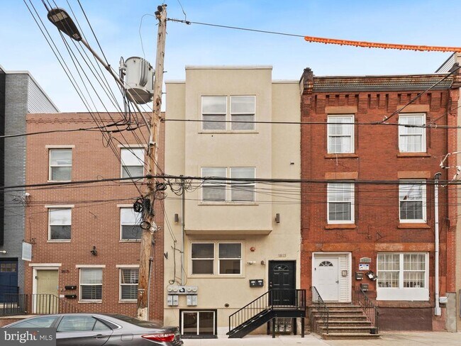 Building Photo - 1813 N 18th St