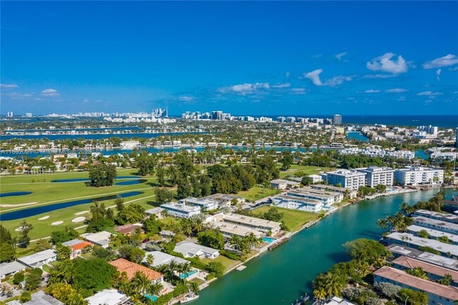 Building Photo - 350 S Shore Dr
