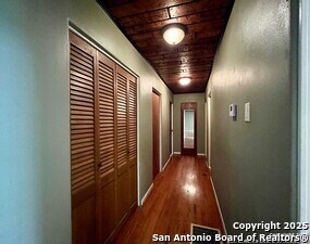 Building Photo - 1305 San Jacinto St