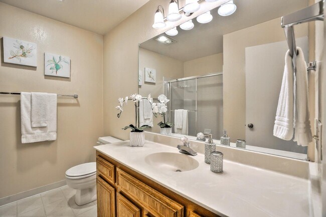 Building Photo - 530 Shorebird Cir