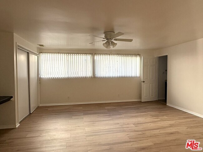 Building Photo - 6232 Goodland Ave