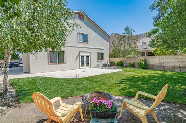 Building Photo - Stunning 5-Bedroom Home with Solar Panels ...