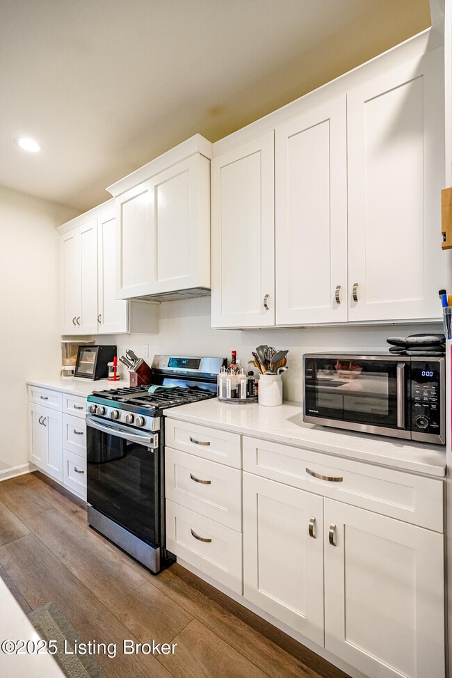 Building Photo - 7707 Cottage Cove Way