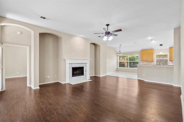 Building Photo - 1597 Castle Pines Dr