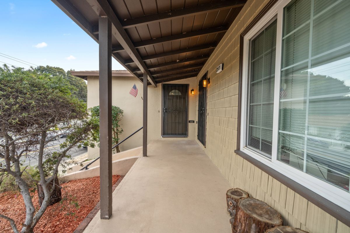 Building Photo - 22123 Main St