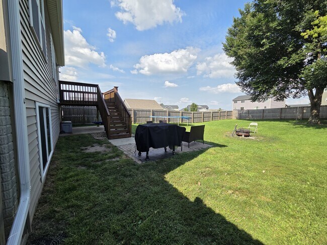 Building Photo - 4121 Mockingbird Ln