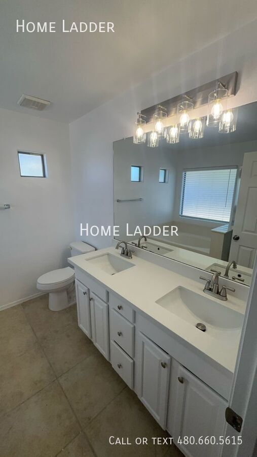 Building Photo - 15338 N 161st Dr