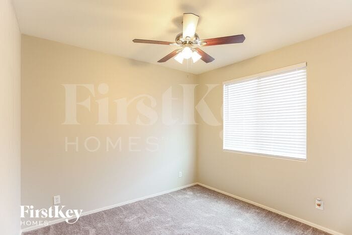 Building Photo - 4116 S 185th Ln
