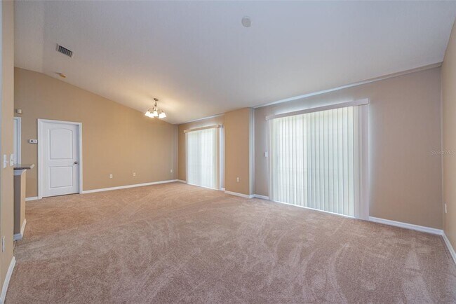 Building Photo - 6750 Eagle Feather Dr