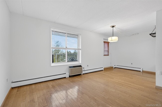 Building Photo - 135 Post Ave